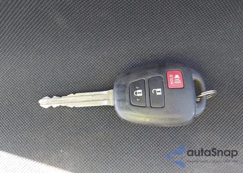 2018 Toyota Rav4 Le z USA, uszkodzony, nr VIN 2T3BFREV5JW752998